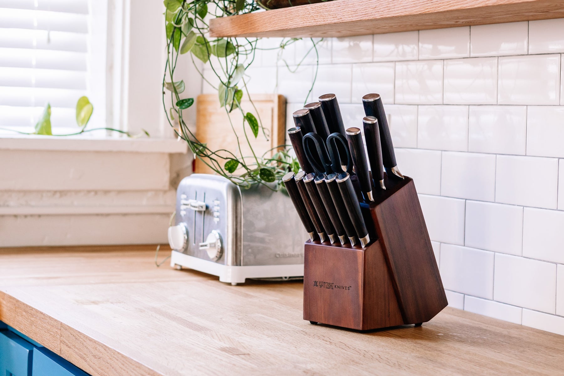 15-PIece Classic Kitchen Knife Block Set - No Laser