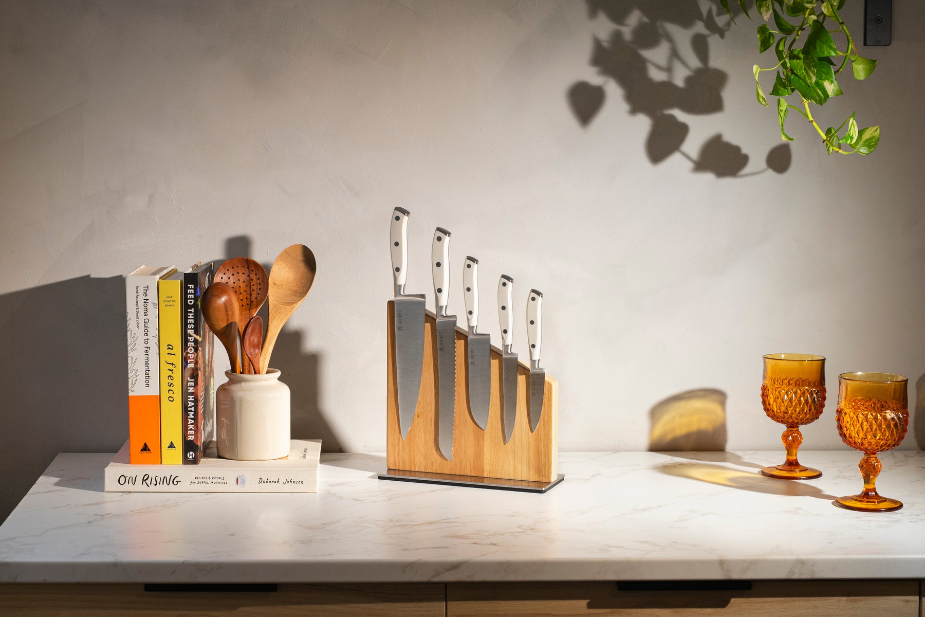 Magnetic Kitchen Knife Block Set - White