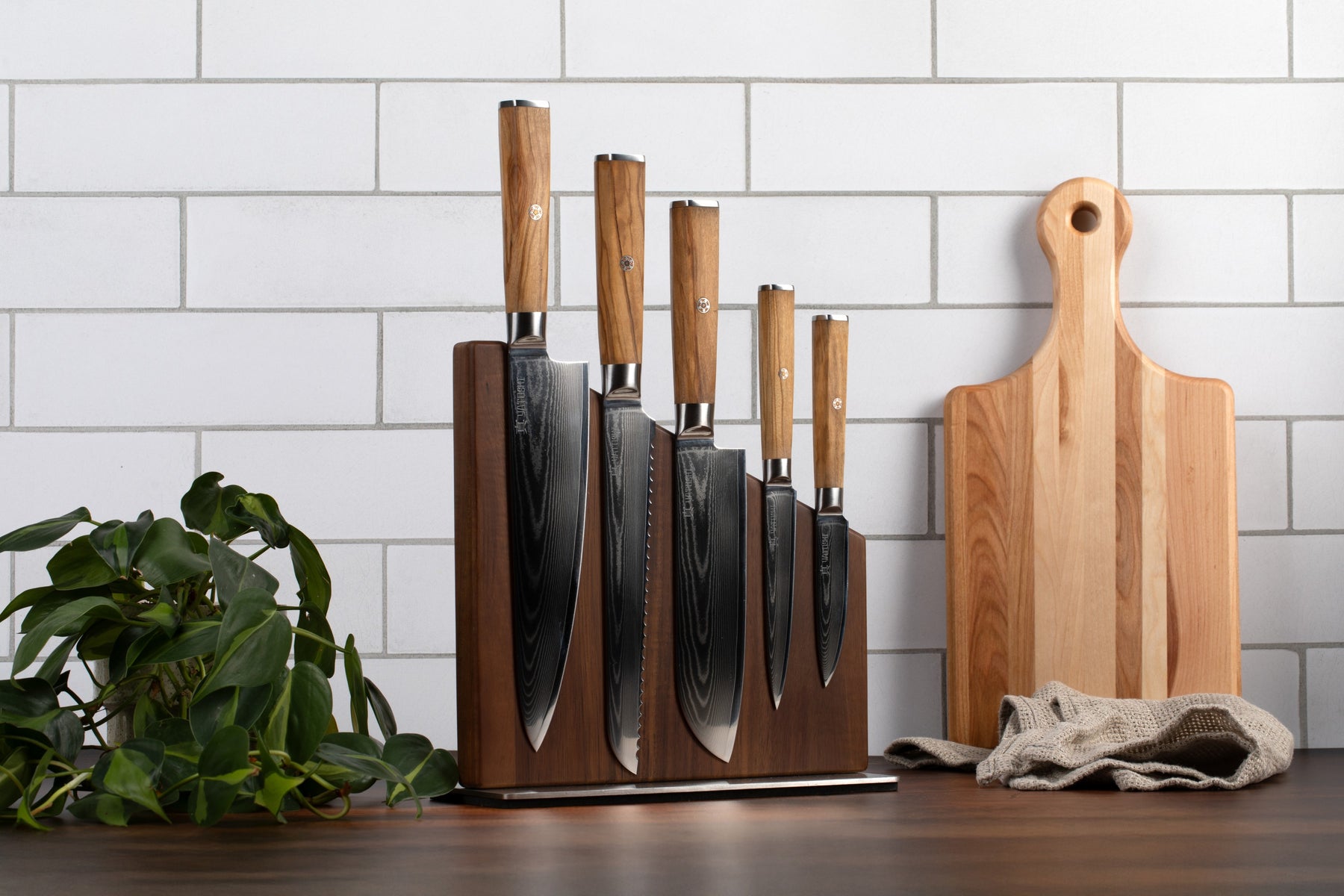 Magnetic Kitchen Knife Block Set - Damascus